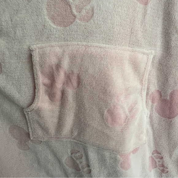 NWT- Disney Minnie & Mickey faux fur hooded pullover lounge/robe, pink- size xxl - Picture 5 of 9